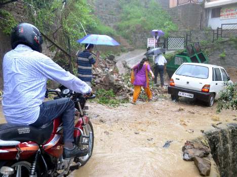 cloudburst-and-heavy-rainfall-in-himachal-causes-extensive-damage-88